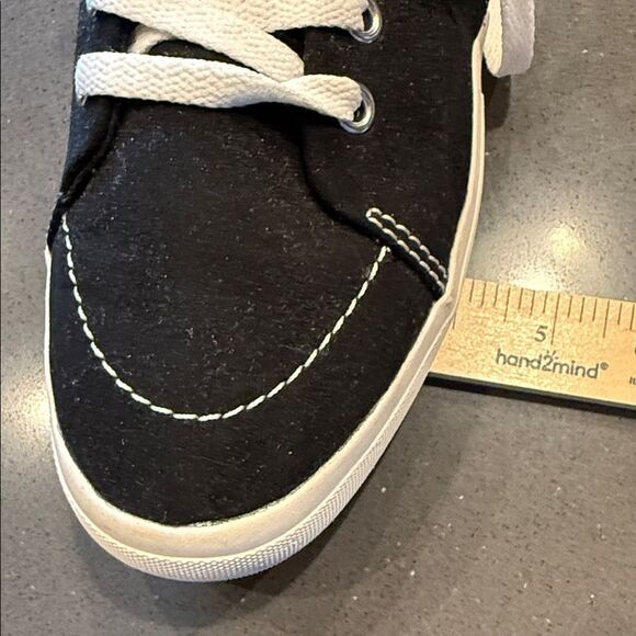 Sun + Stone Black and White high top sneakers women’s sz 8.5 - Picture 6 of 10